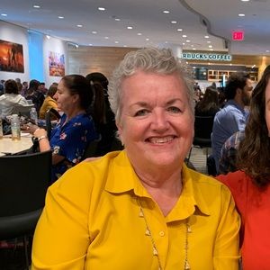 Meet your Posher, Kelly